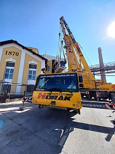 Autojeřáb Liebherr LTM 1070-4.2