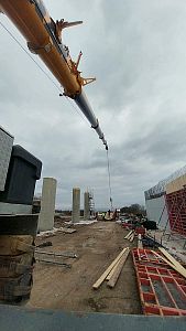 Autojeřáb Liebherr LTM 1070-4.2