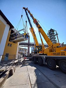 Autojeřáb Liebherr LTM 1130-5.1