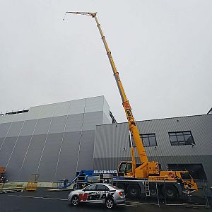 Pronájem autojeřábů s obsluhou pro výškové práce